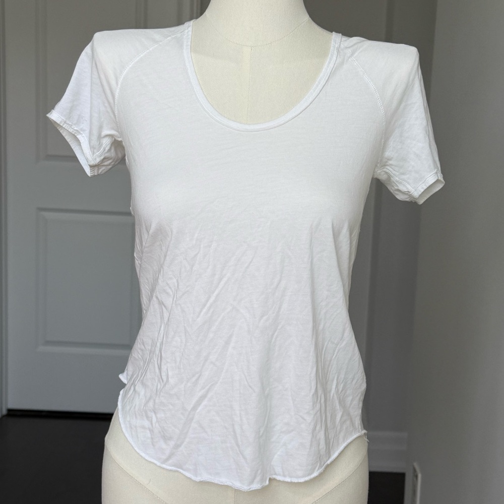 Aritzia Wilfred T-shirt